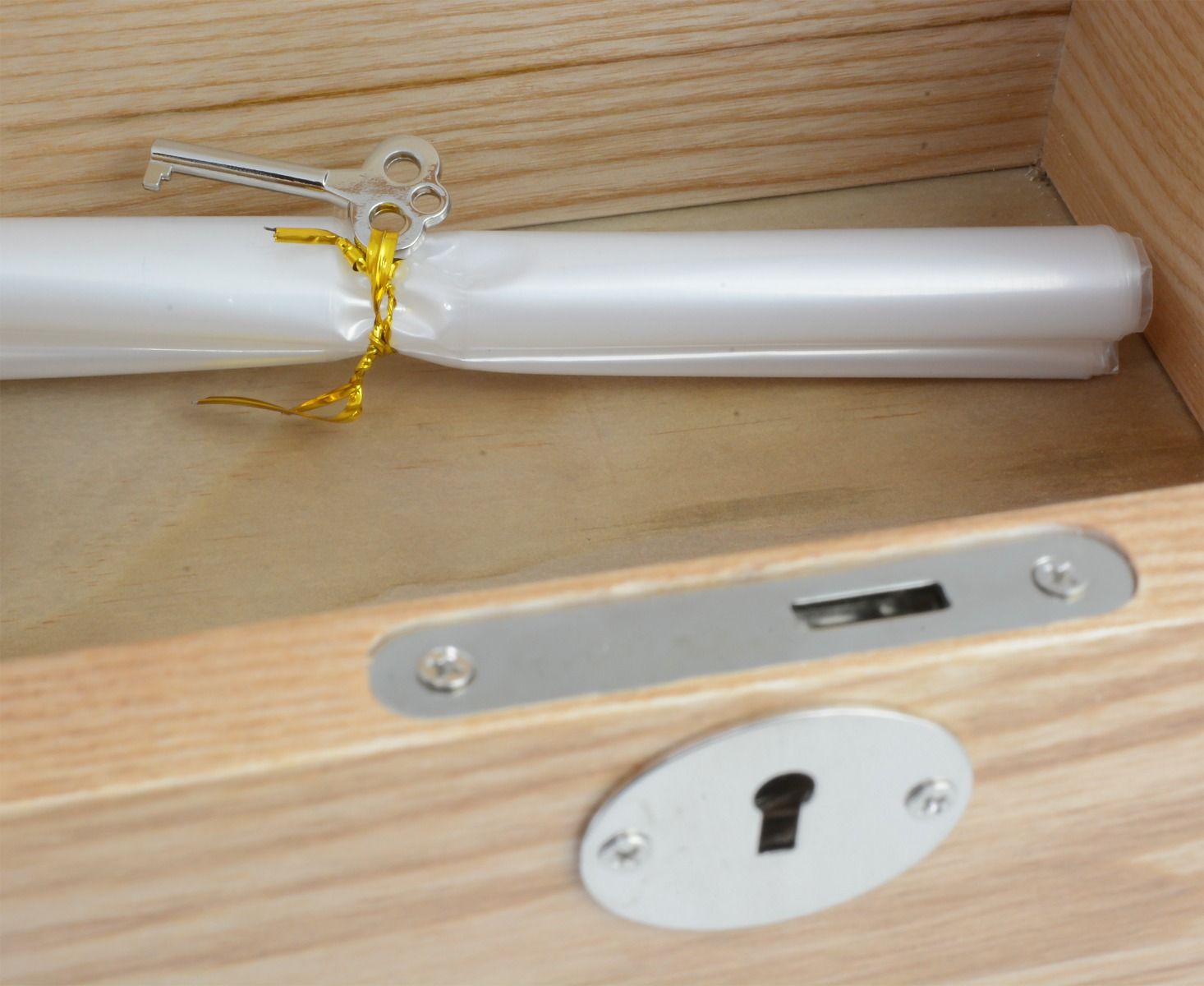 Locking Light Wood Urn