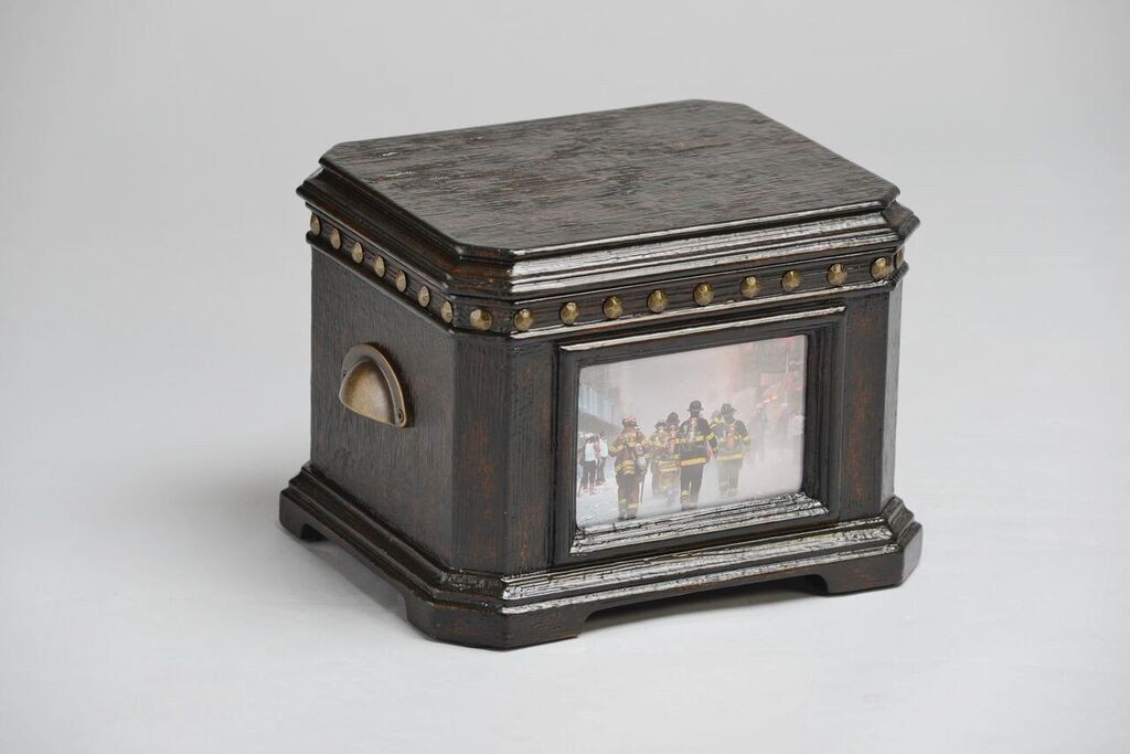 Freedom Memory Box / Urn
